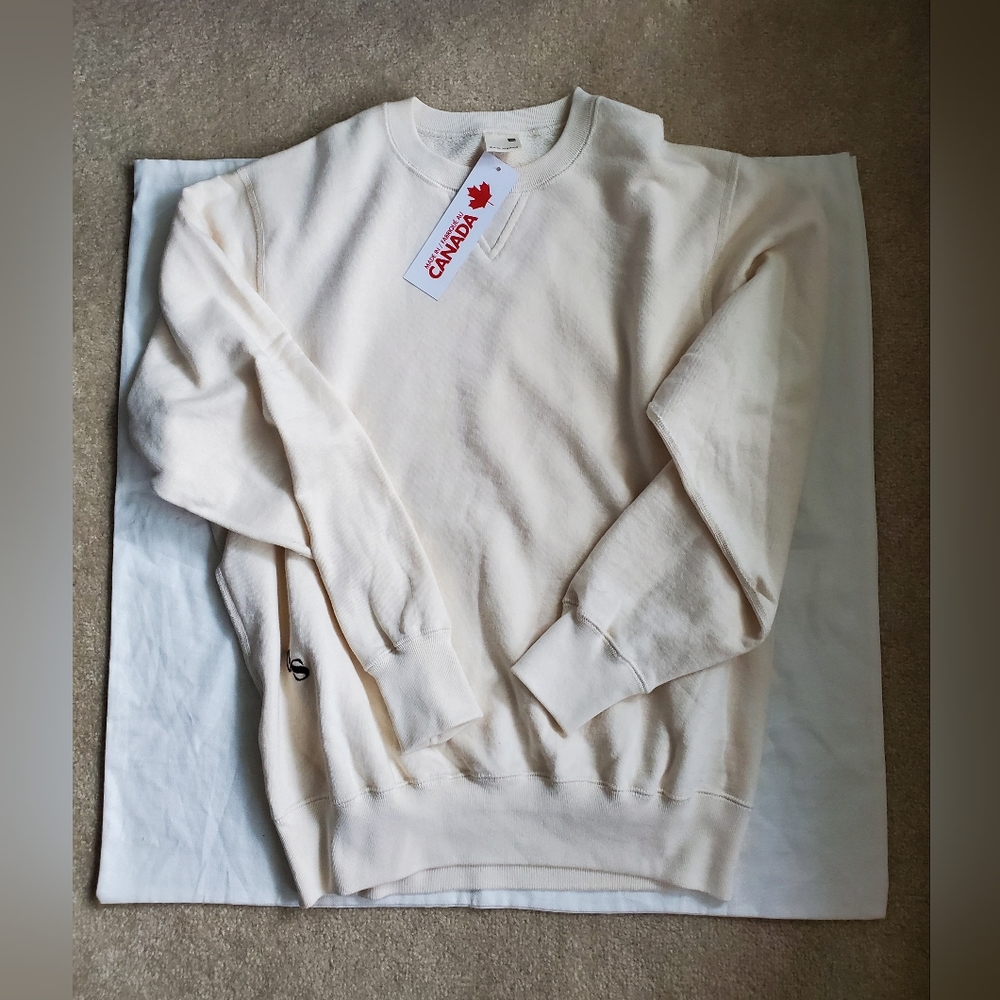Uncle Studios Sweatshirt and Sweatshort Set